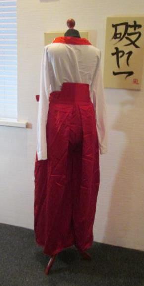 костюм японской жрицы