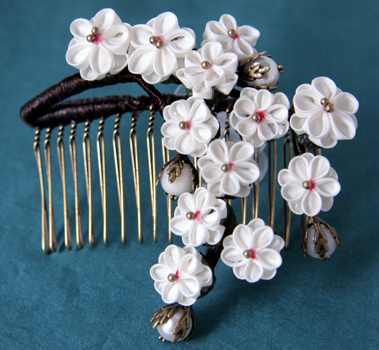 заколка сакура